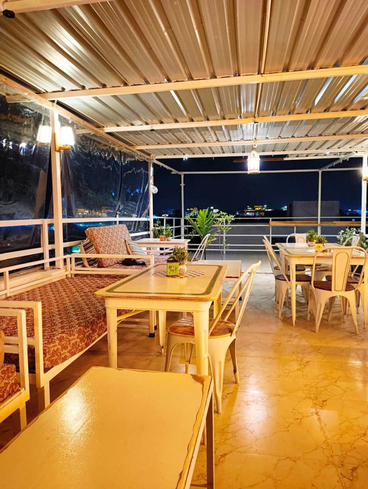 Rising Shemesh Home Stay 烏代浦 外观 照片
